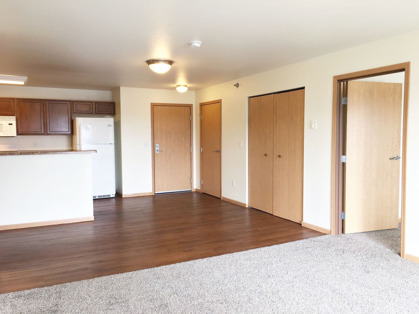 Gateway Apartments 5 of 16