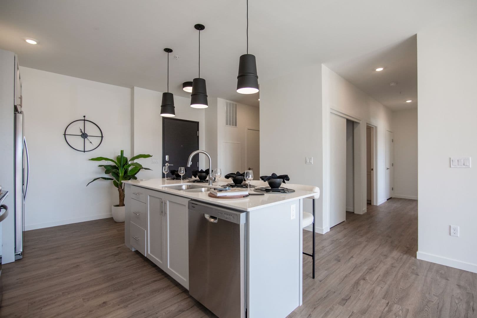 The Earl Apartments 66 of 296