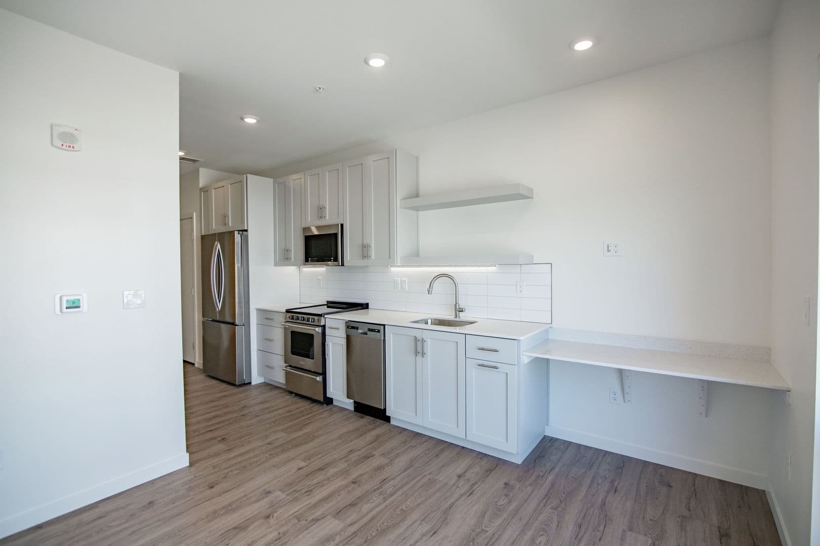 The Earl Apartments 3 of 33