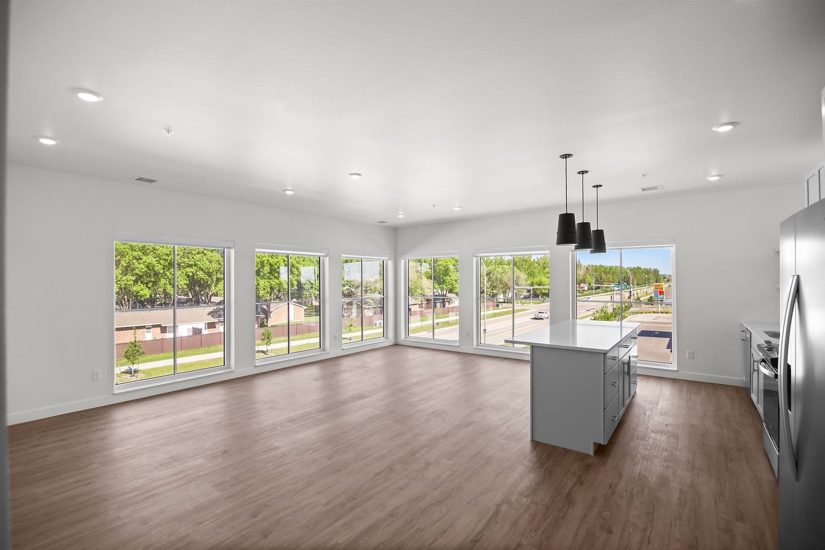 The Earl Apartments 203 of 296