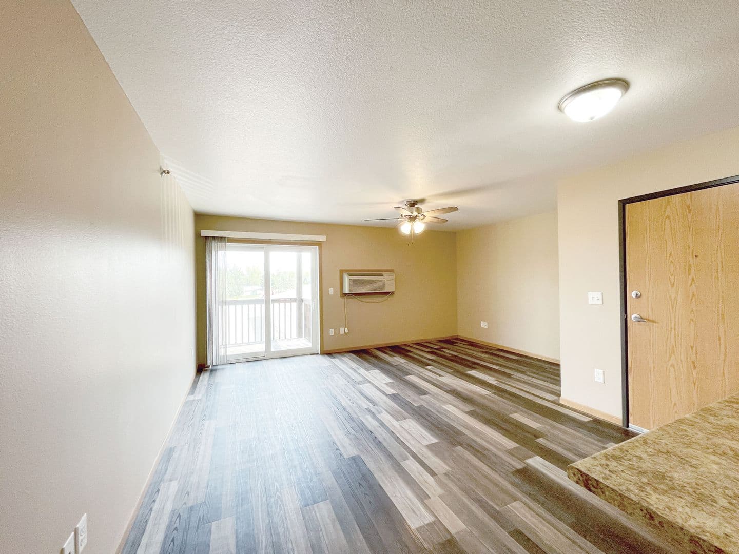 Burlington Apartments 6 of 14