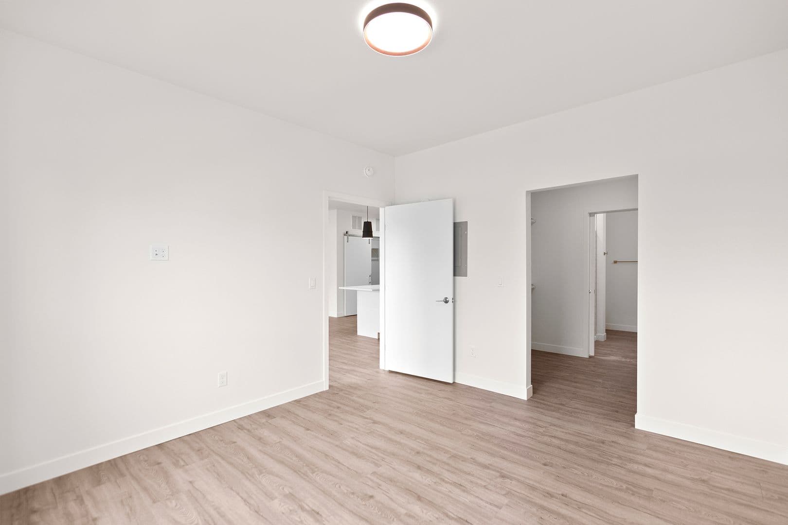 The Earl Apartments 10 of 29