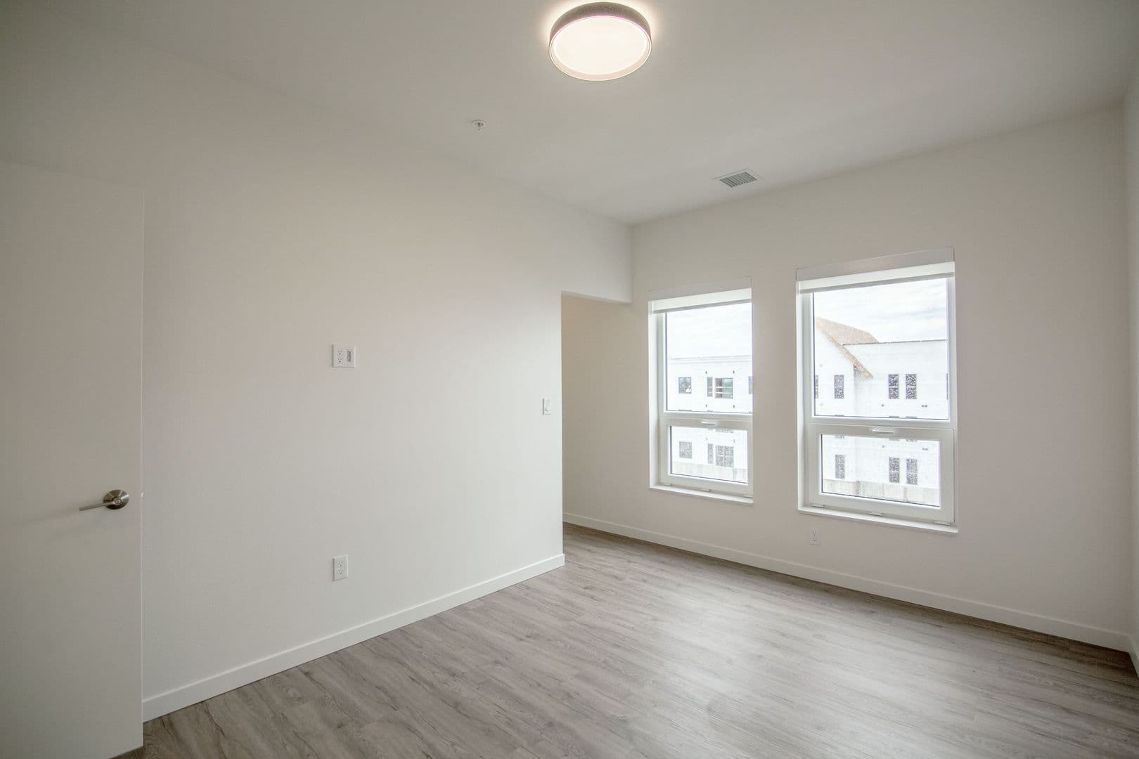 The Earl Apartments 108 of 296