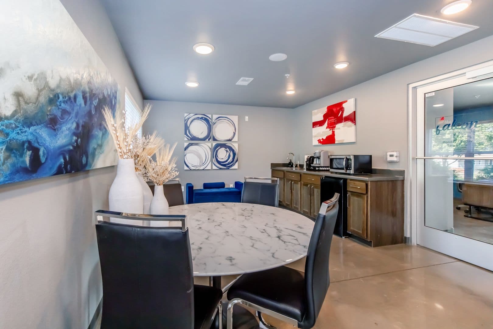 The Falcon Apartments 14 of 20