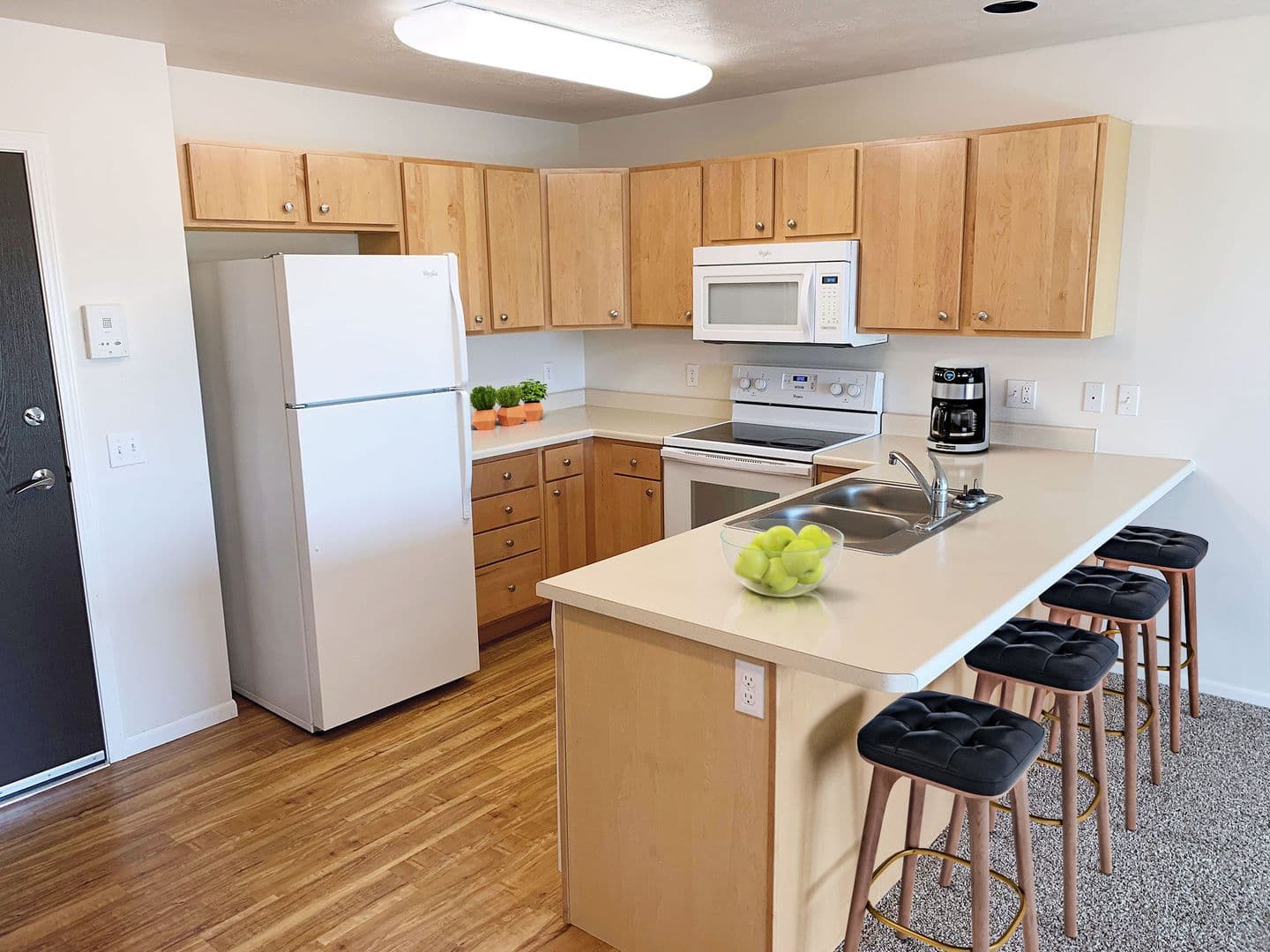 Highlands Ridge Apartments 3 of 15