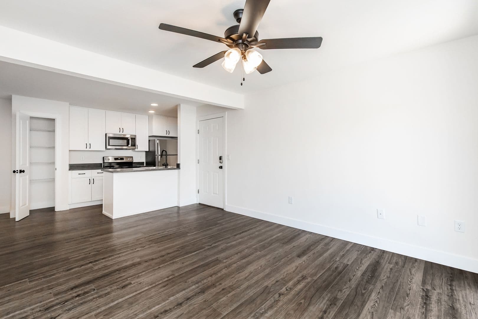 Cambridge Park Apartments 3 of 19