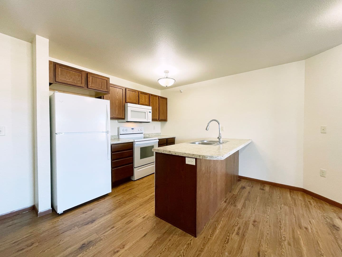 Kenwood On 5th Apartments 2 of 12