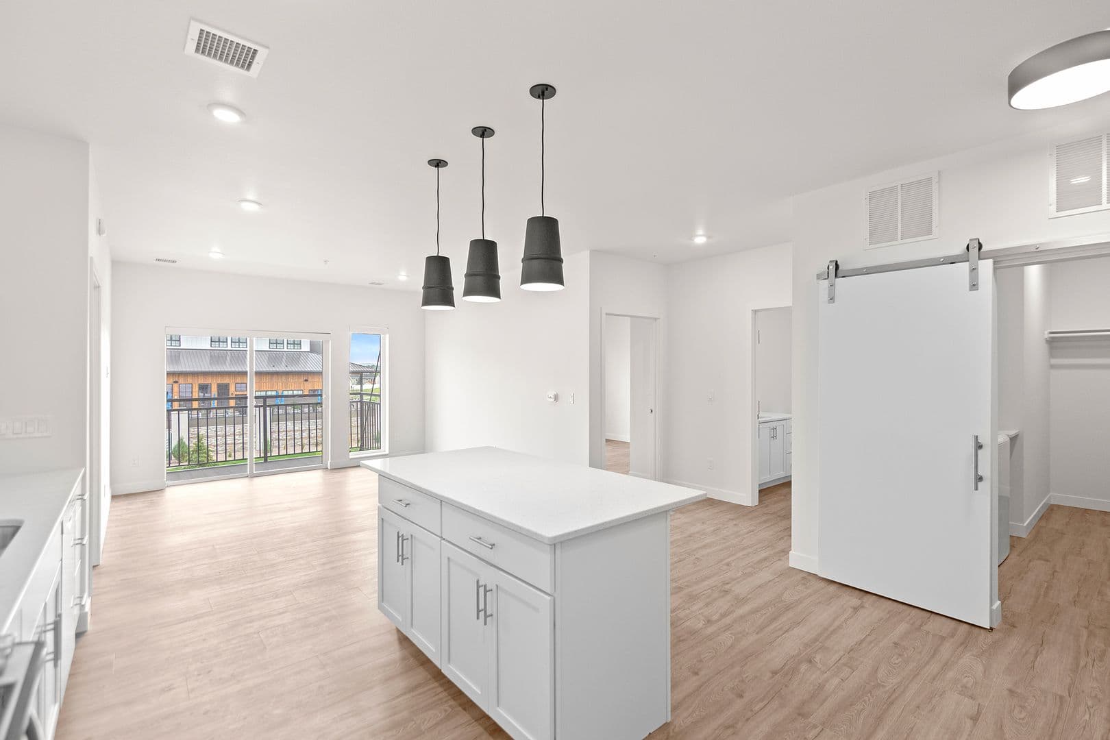 The Earl Apartments 3 of 29