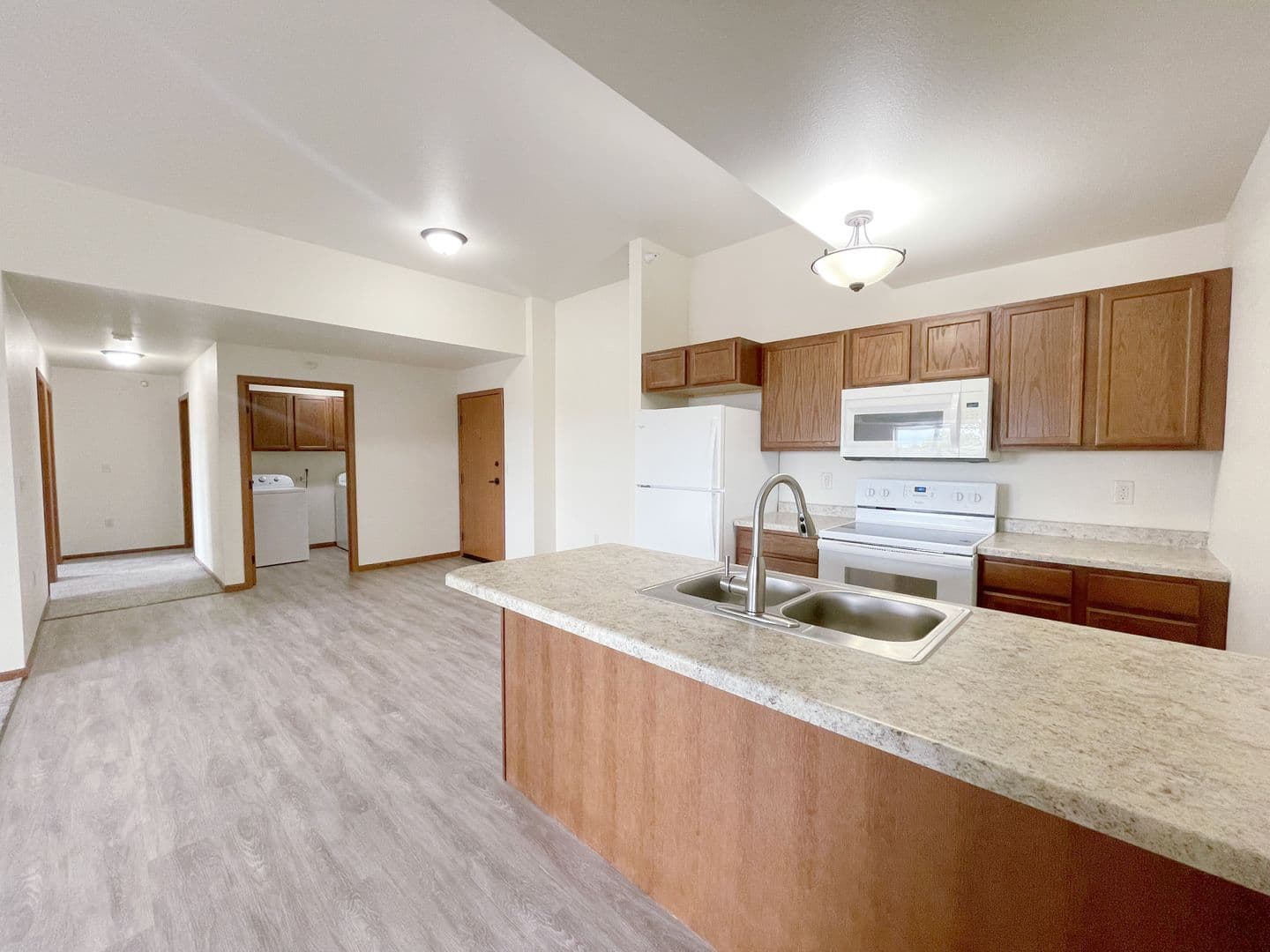 Kenwood On 5th Apartments 4 of 26