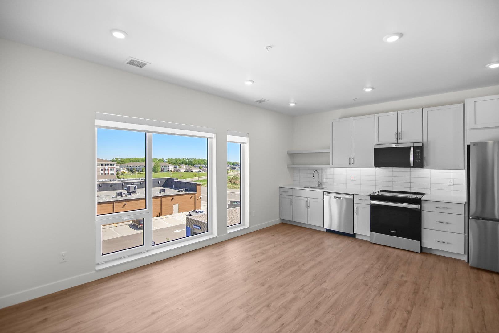 The Earl Apartments 226 of 296