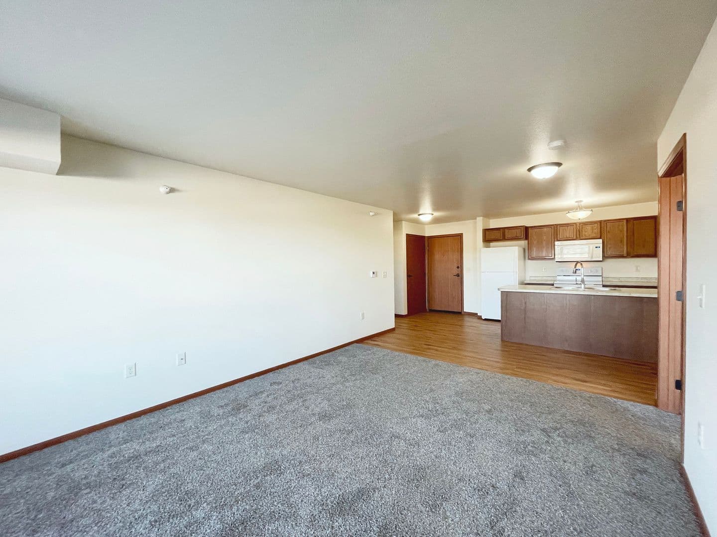 Kenwood On 5th Apartments 3 of 14