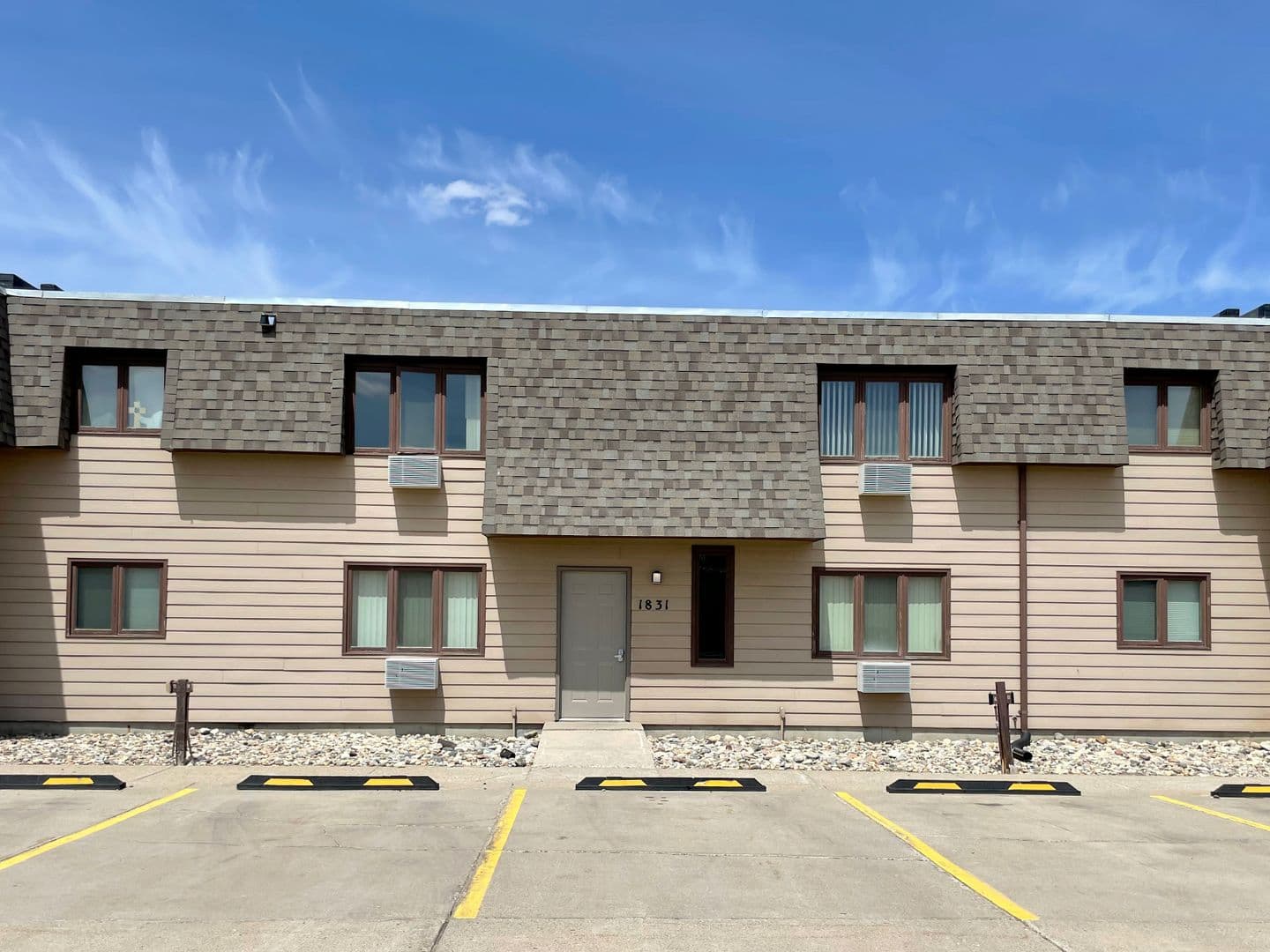 Twin Villas Apartments 9 of 11