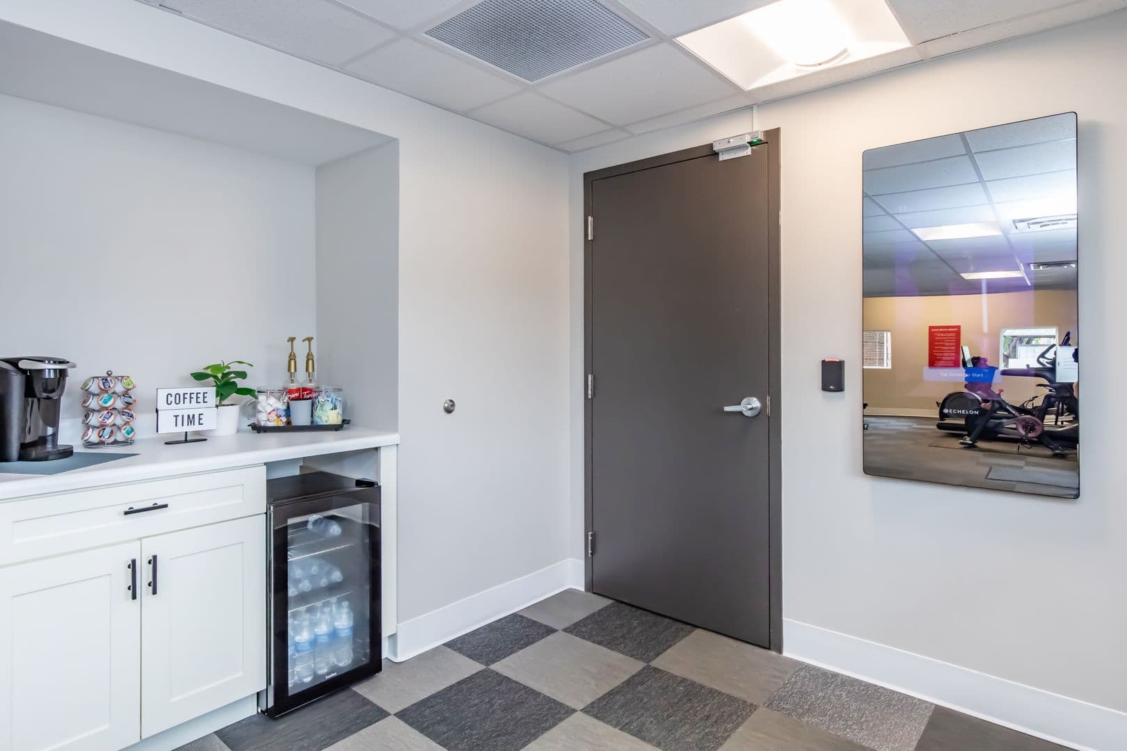 Hawthorn Suites Apartments 6 of 11