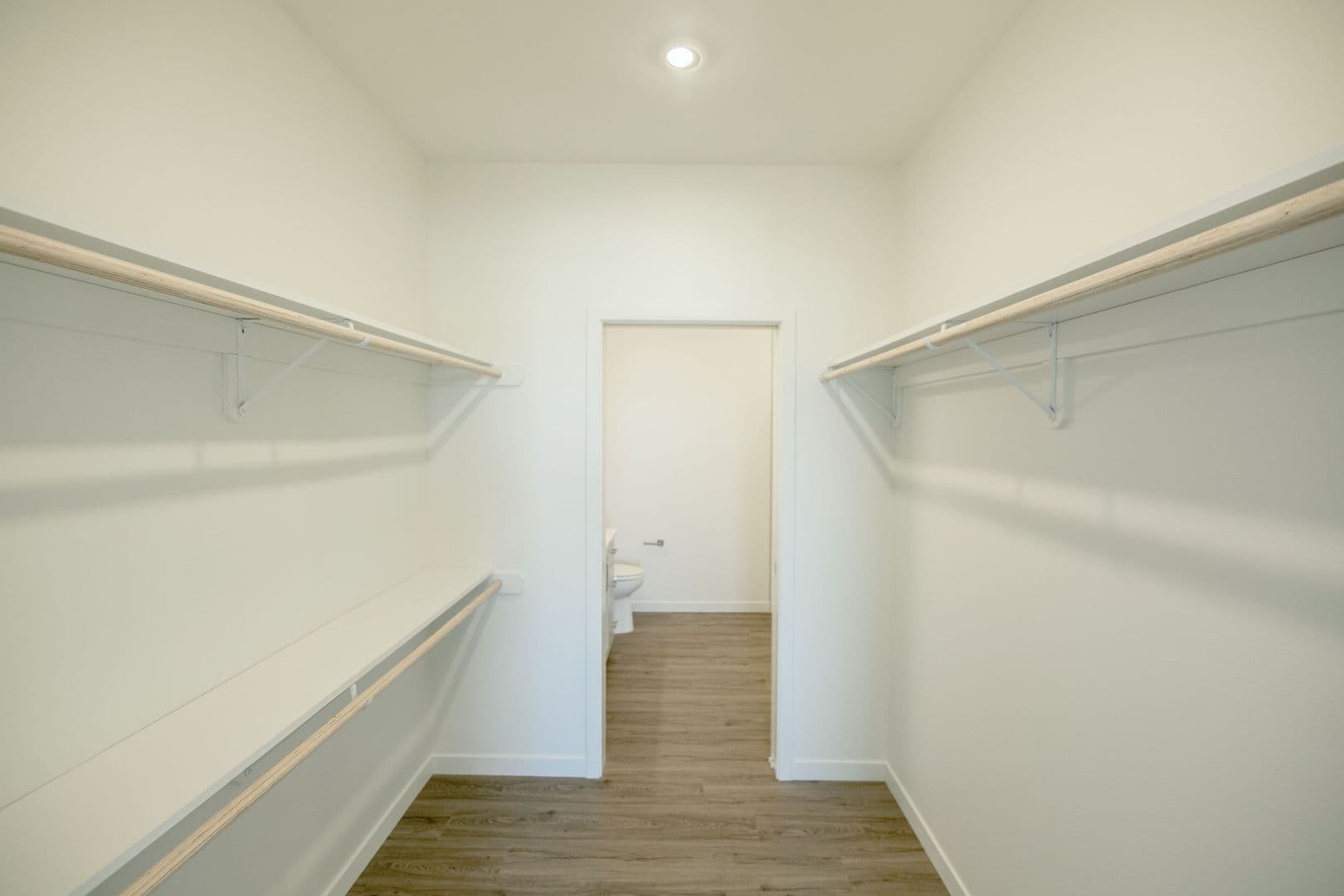 The Earl Apartments 178 of 398