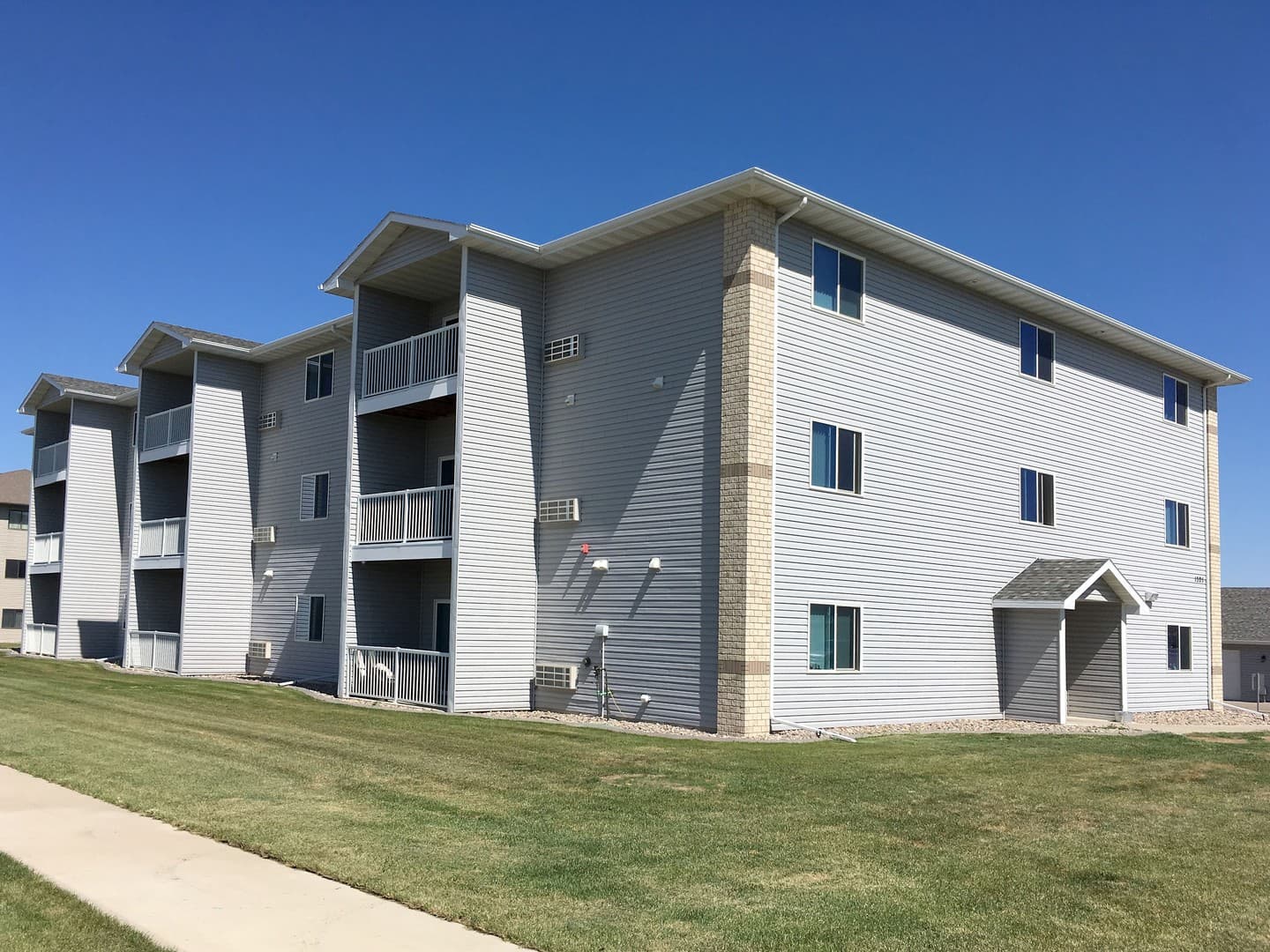 Crossings at the Bluffs Apartments 17 of 18