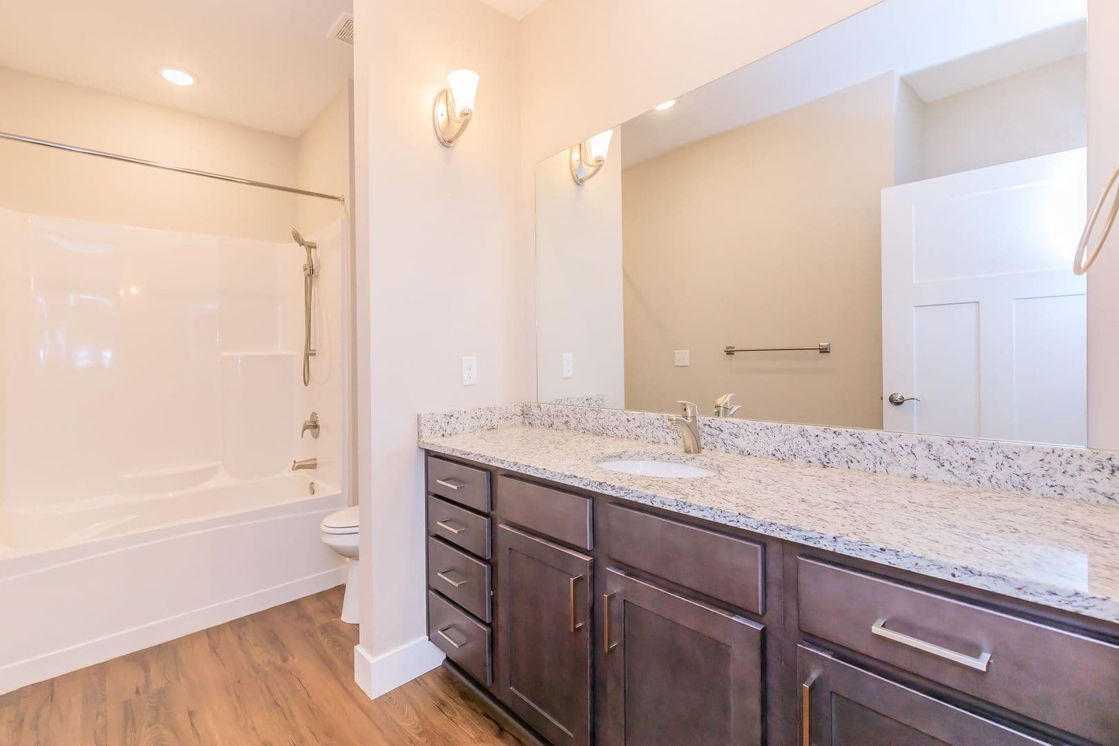Tera Vera II Patio Homes 9 of 31
