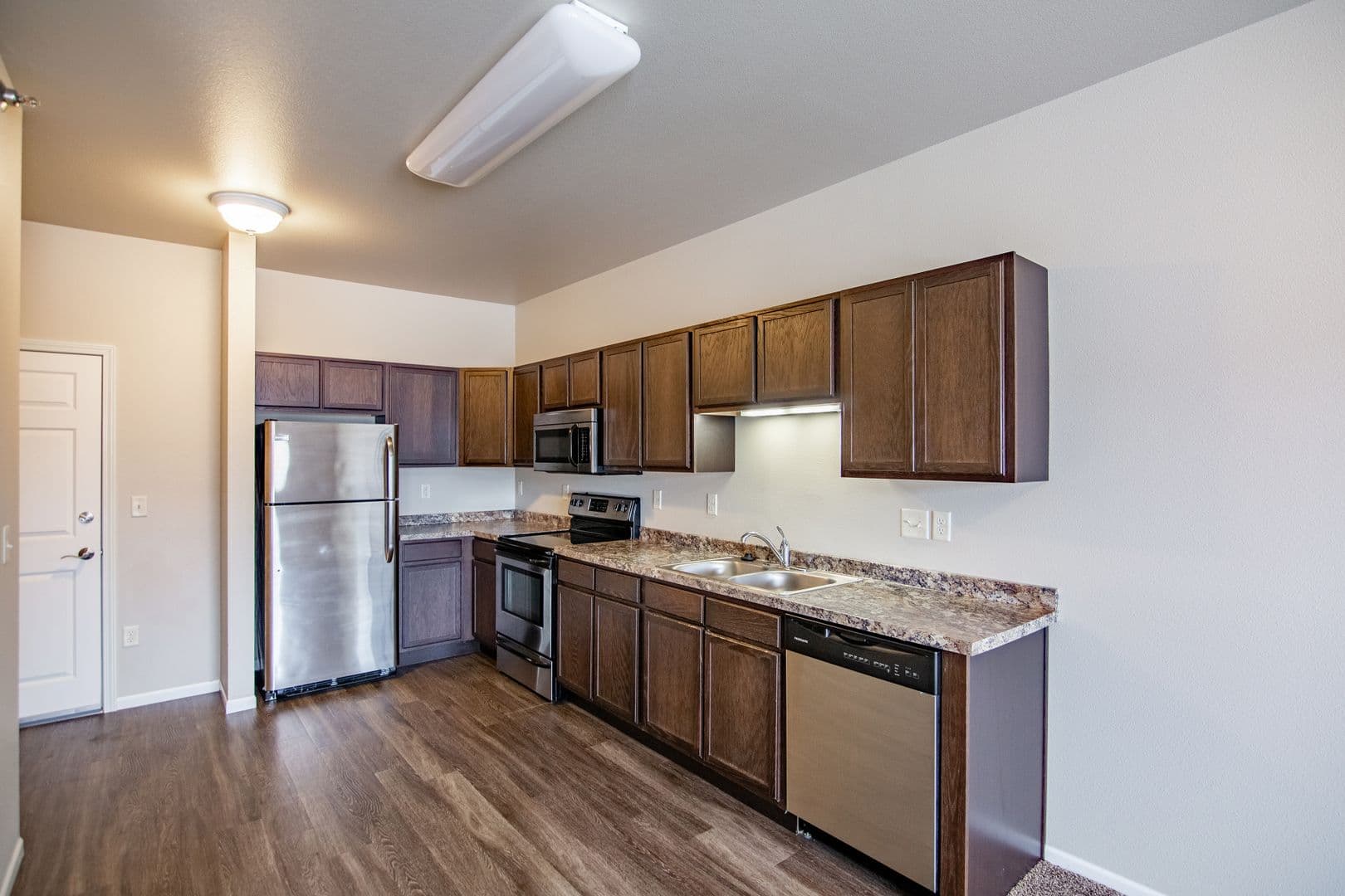 Creekside Apartments I 1 of 12
