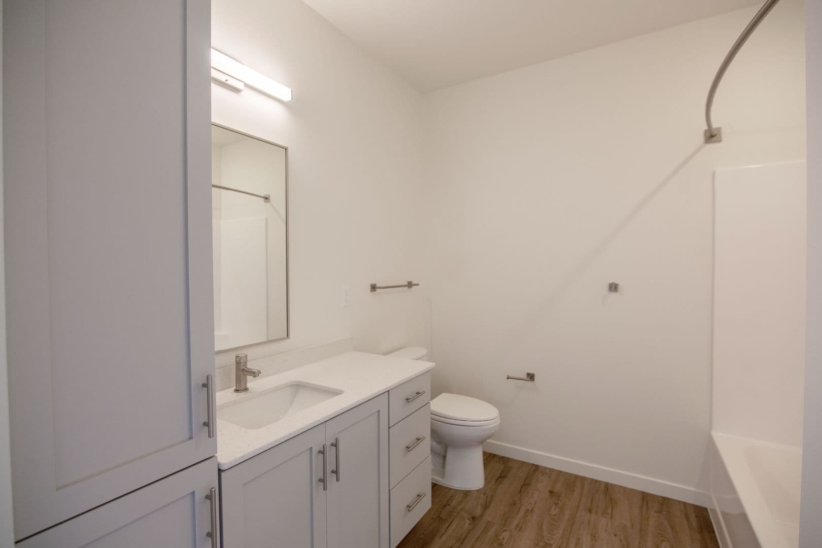The Earl Apartments 37 of 296