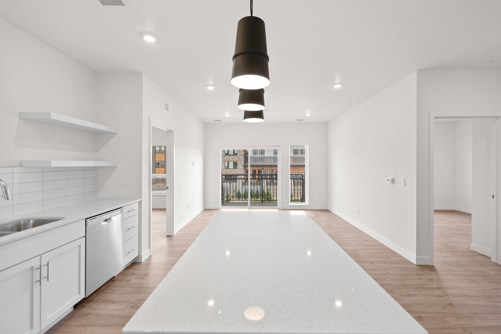 The Earl Apartments 6 of 29