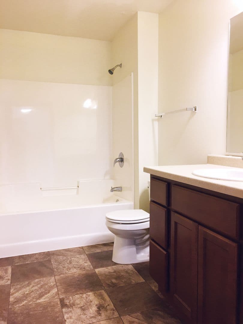 Gateway Apartments 7 of 16