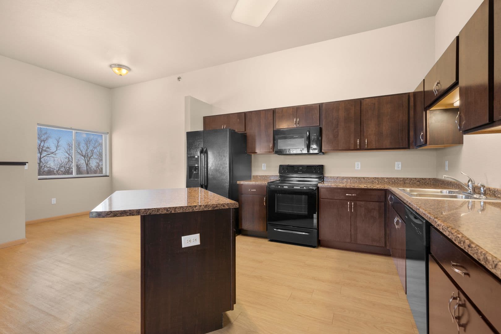 Stonebridge Villas II Apartments 1 of 17