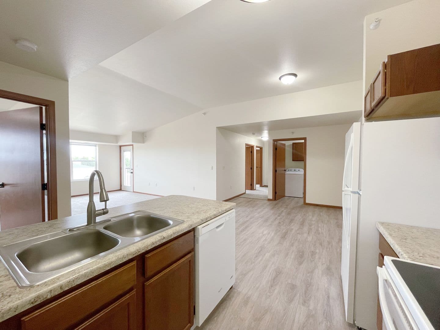 Kenwood On 5th Apartments 3 of 26