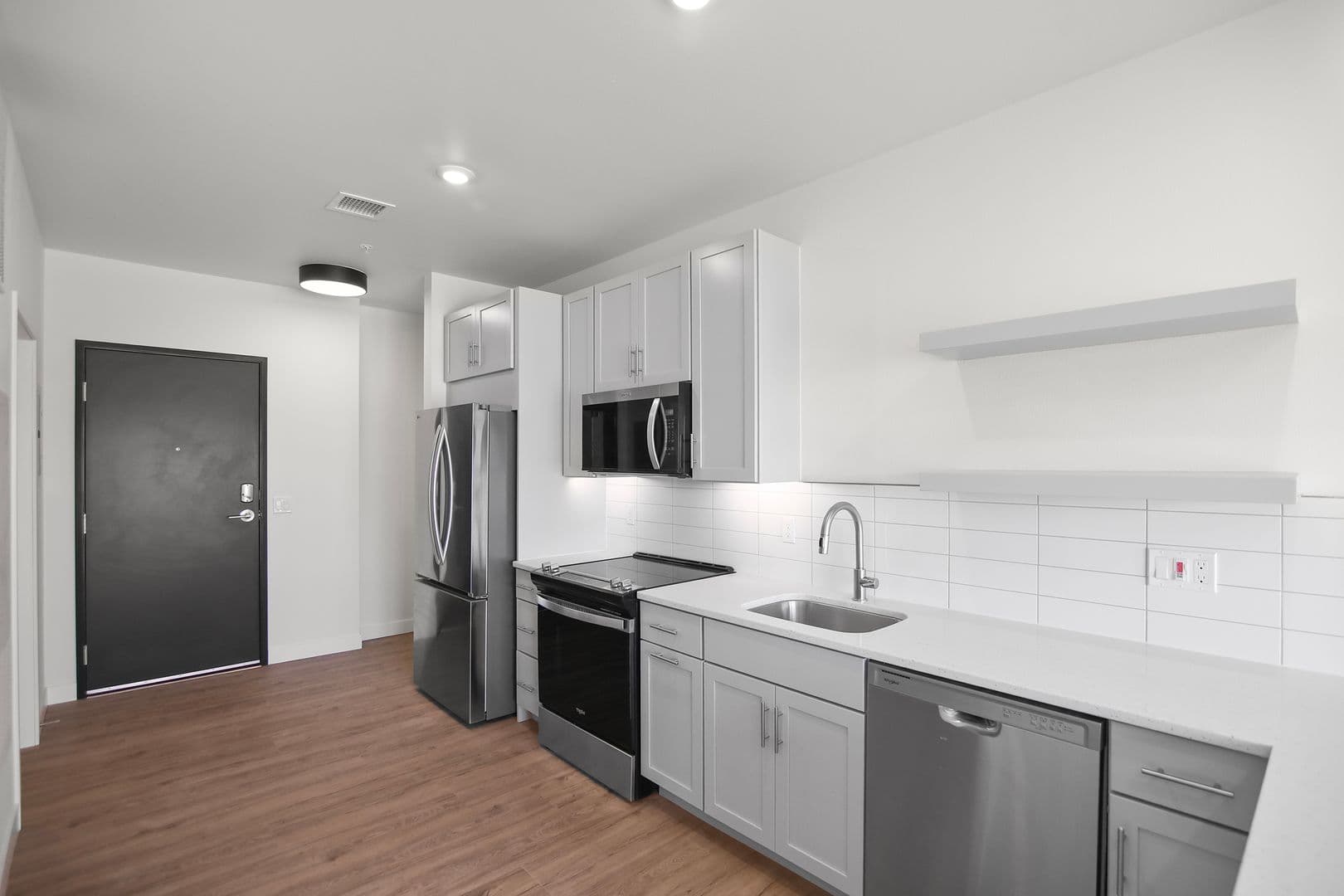 The Earl Apartments 254 of 296