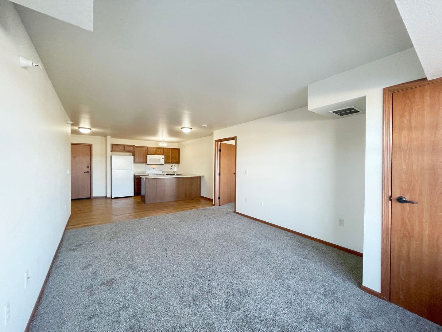 Kenwood On 5th Apartments 3 of 12
