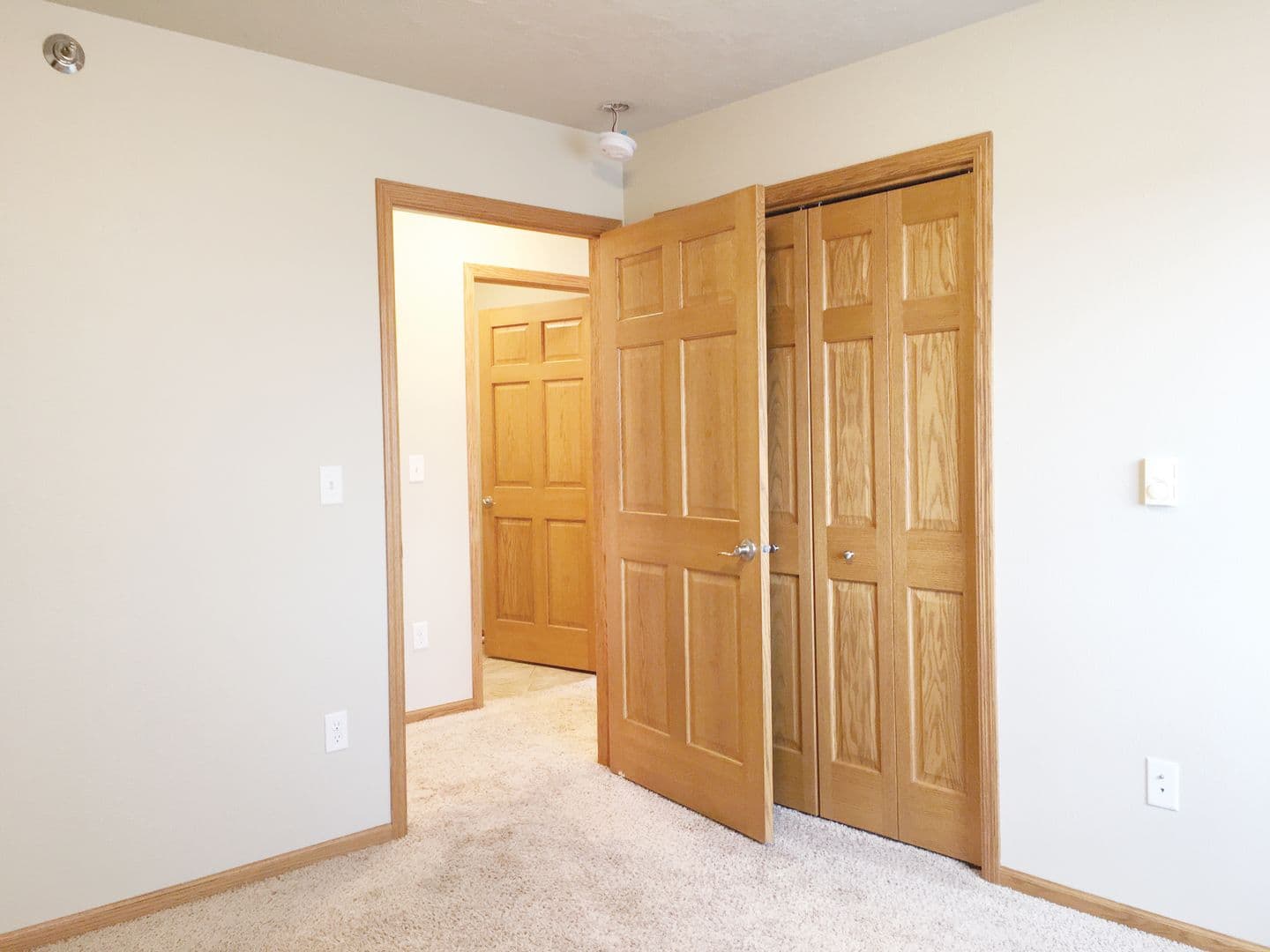 Crossings at the Bluffs Apartments 14 of 20
