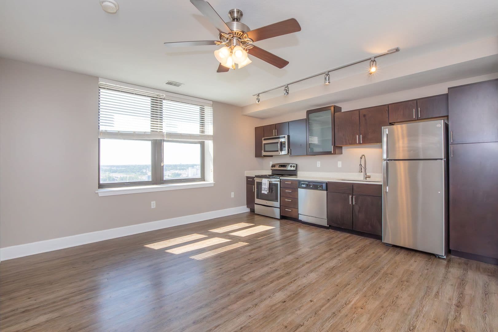 Heers Luxury Living 64 of 89