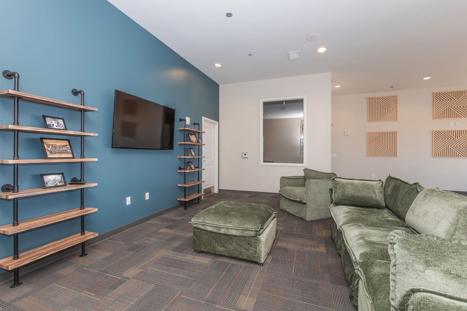 Heers Luxury Living 31 of 89