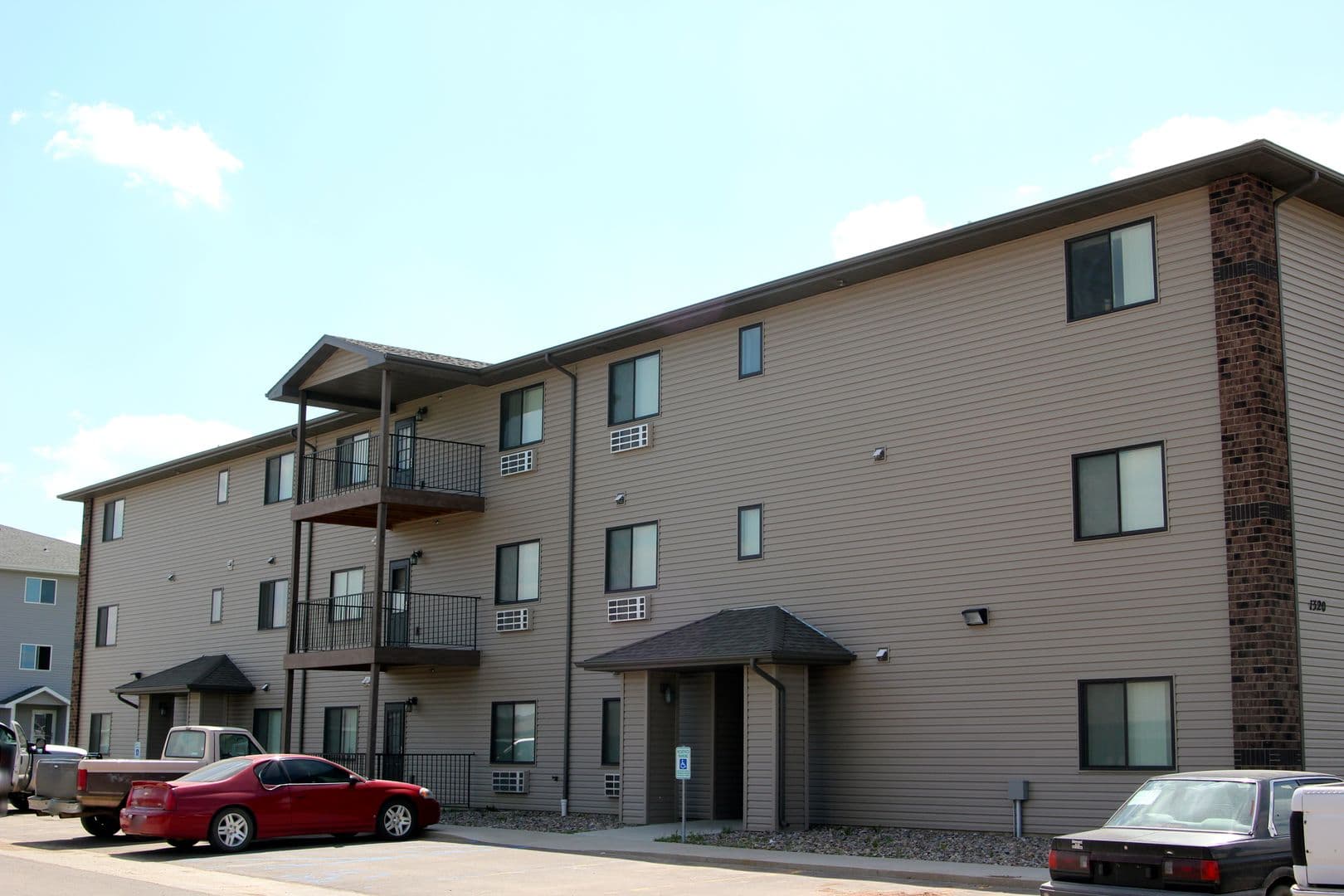 Crossings at the Bluffs Apartments 19 of 20
