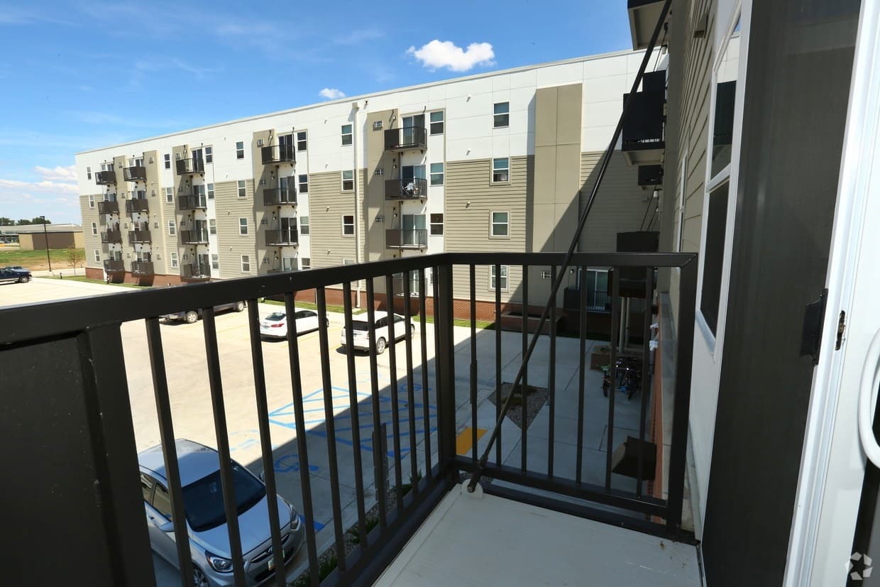 Badlands Apartments II 5 of 29