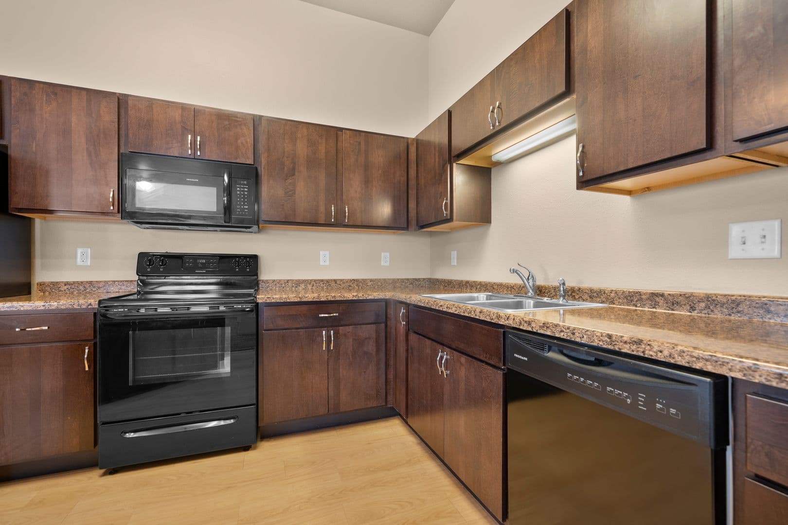 Stonebridge Villas II Apartments 5 of 17