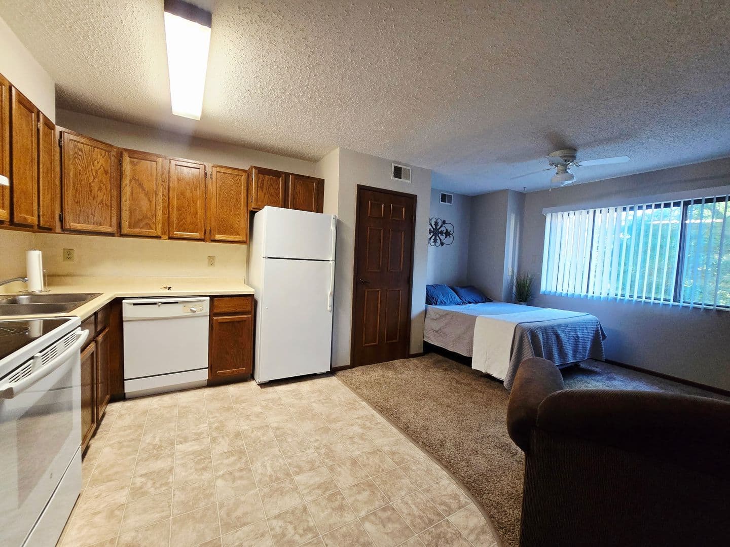 Island Place Apartments 2 of 15