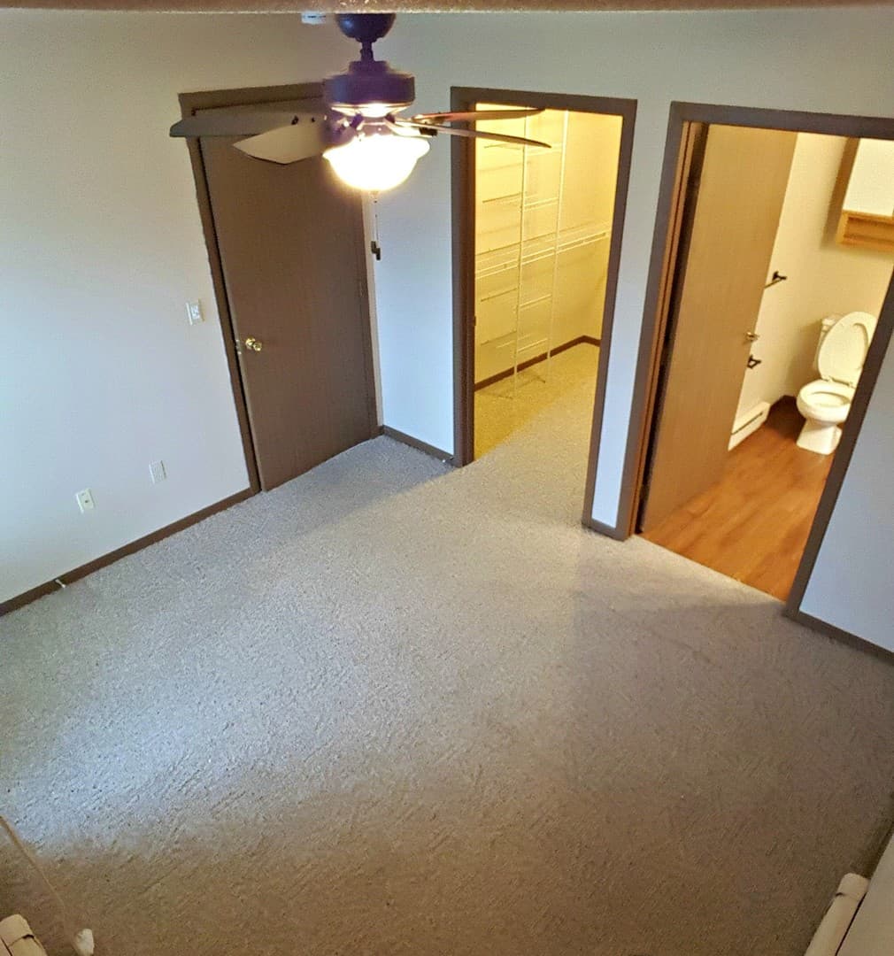 Pinedale Apartments 4 of 10