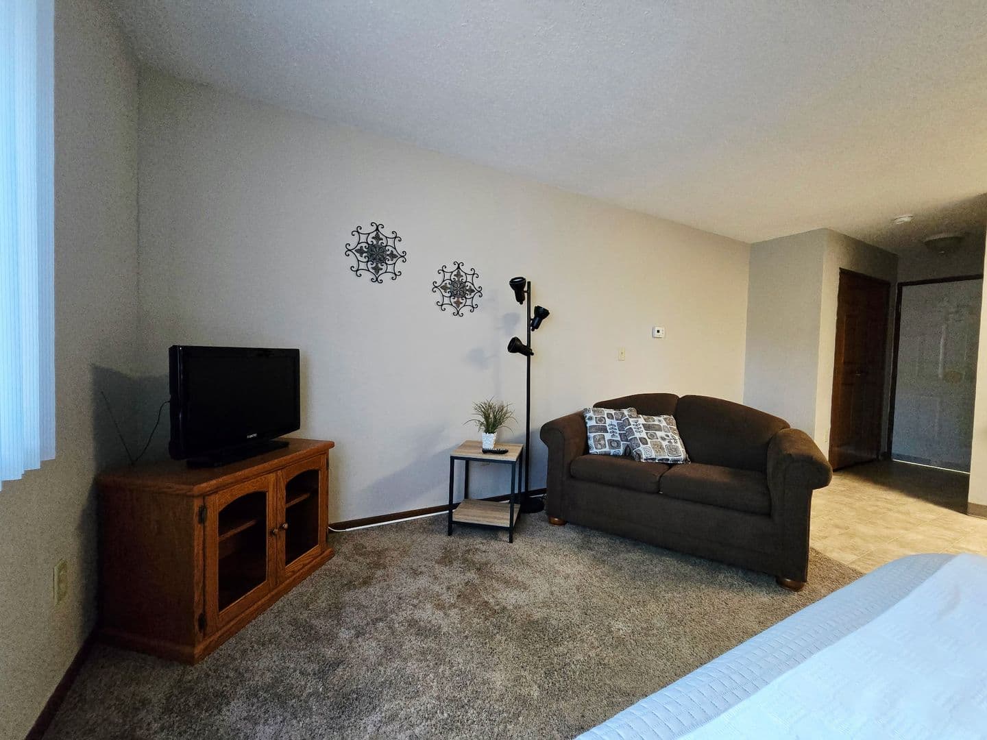 Island Place Apartments 4 of 15