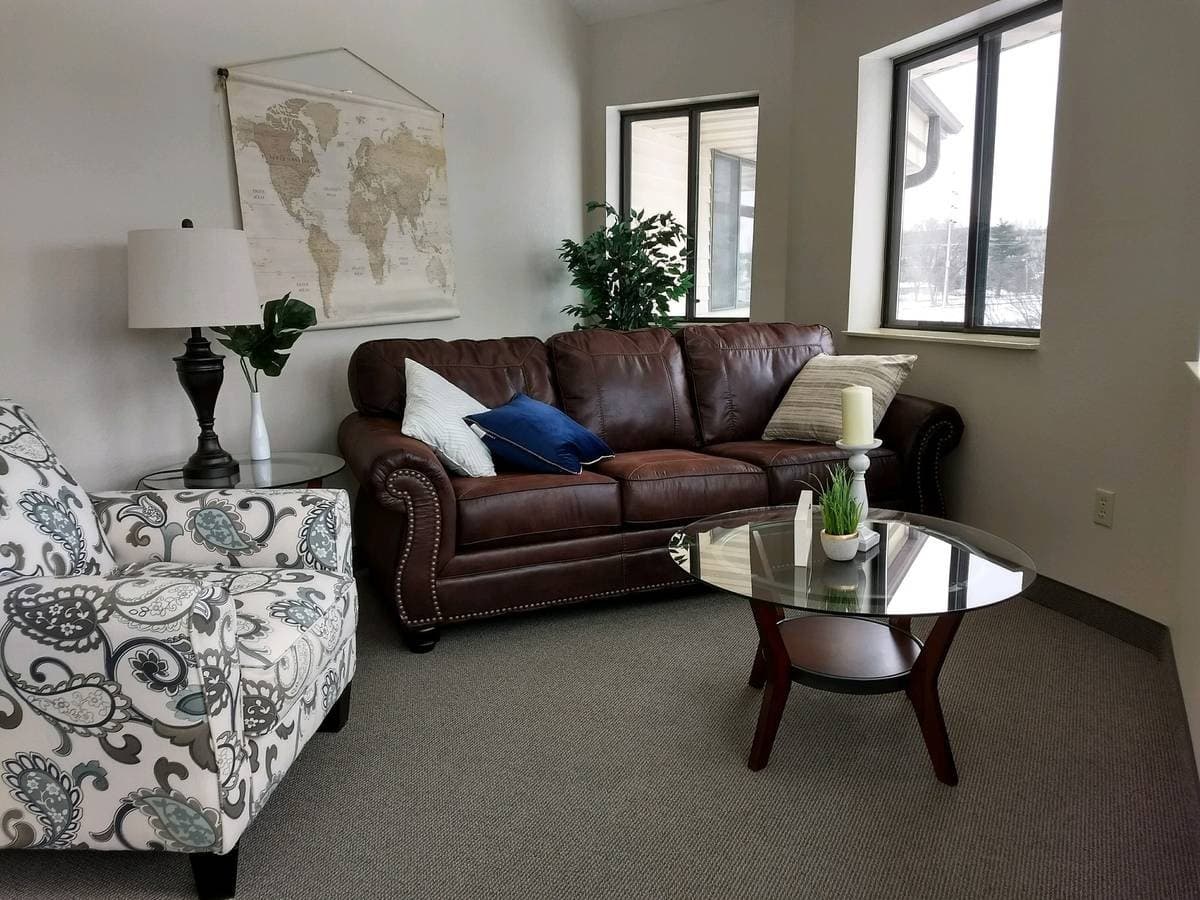 Island Place Apartments 2 of 15