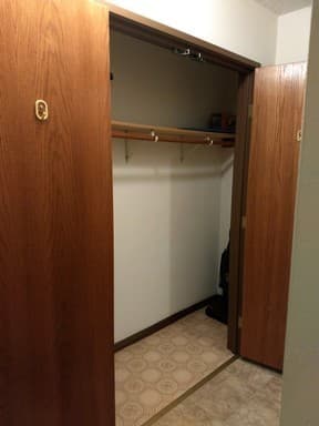 Island Place Apartments 7 of 15