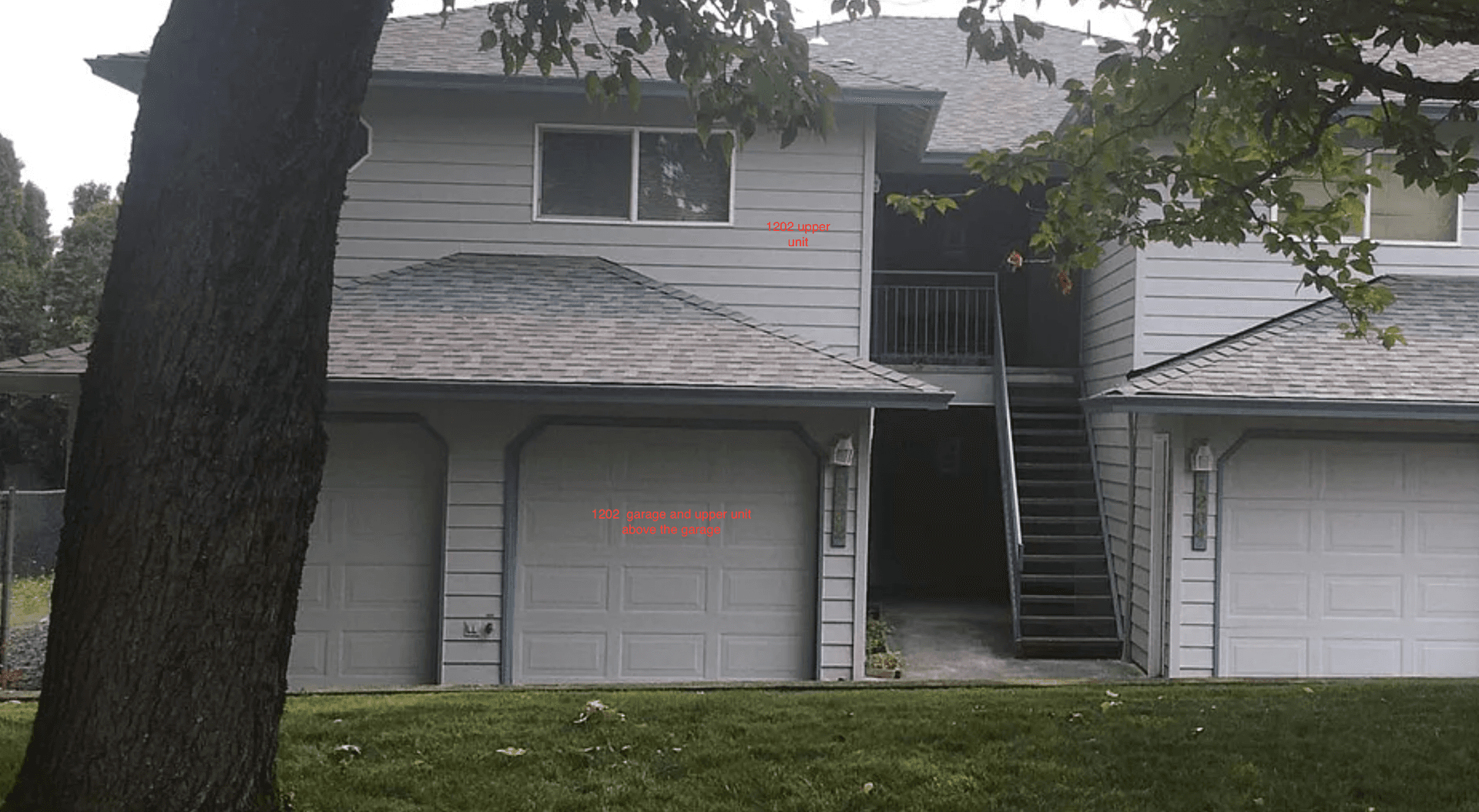 Large Renovated upstairs 2-bed 1-bath (approx. 1347 sq. feet) 1 of 8