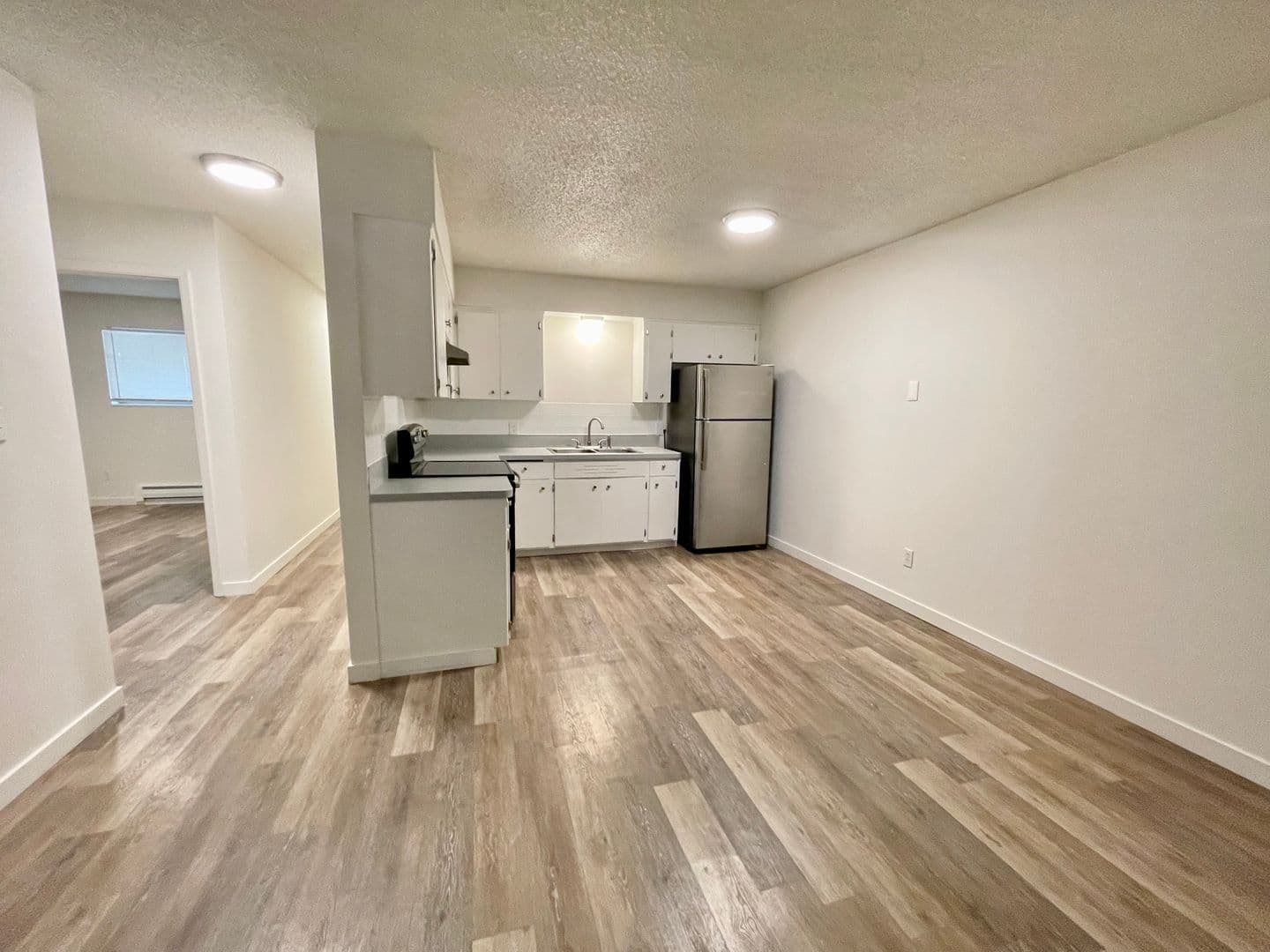 Pine Villa Apartments 3 of 35