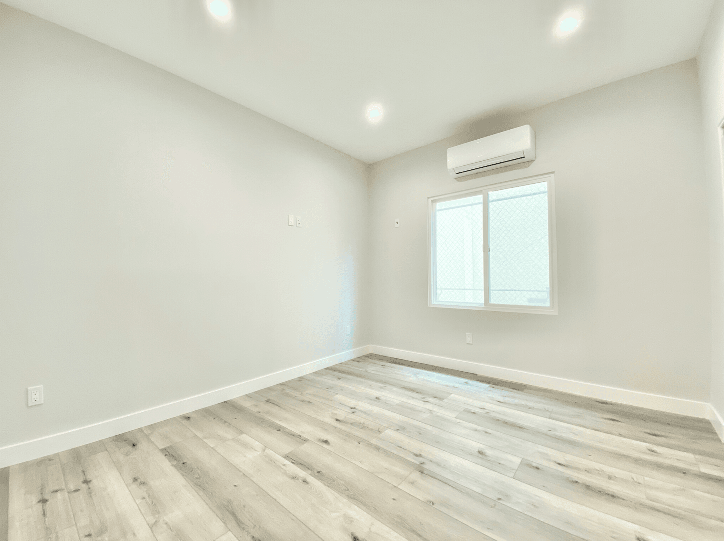 N Swall Apartments 7 of 19
