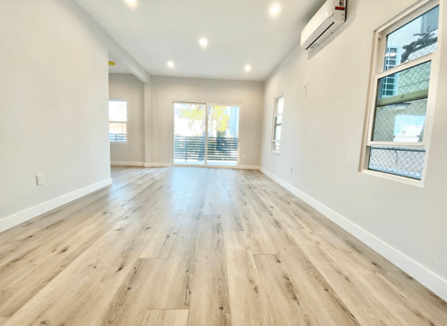 N Swall Apartments 10 of 15
