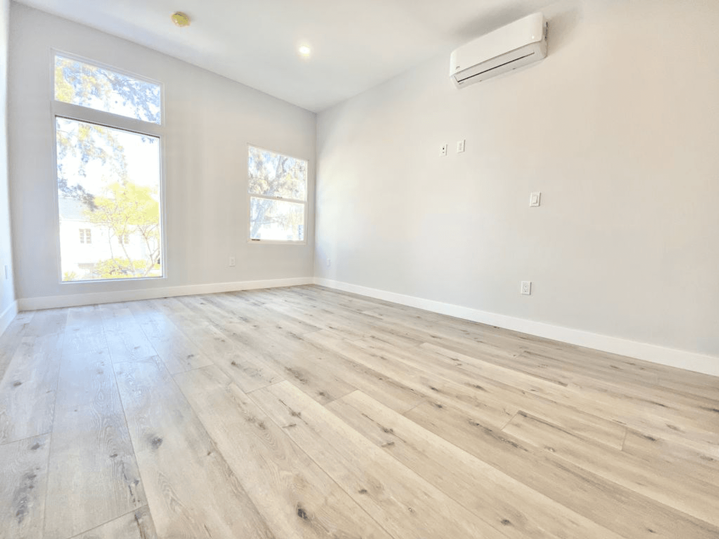N Swall Apartments 6 of 15
