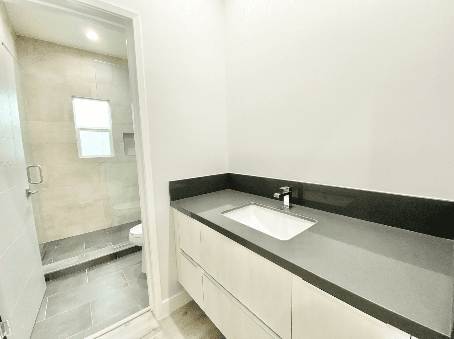 N Swall Apartments 10 of 19