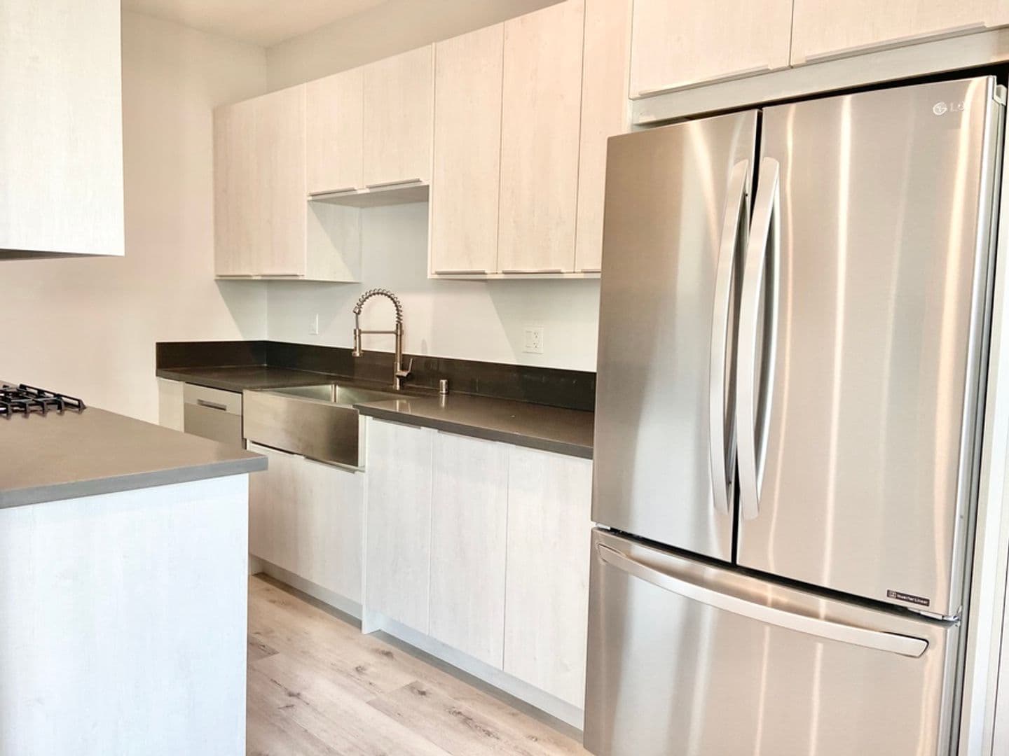 N Swall Apartments 3 of 16