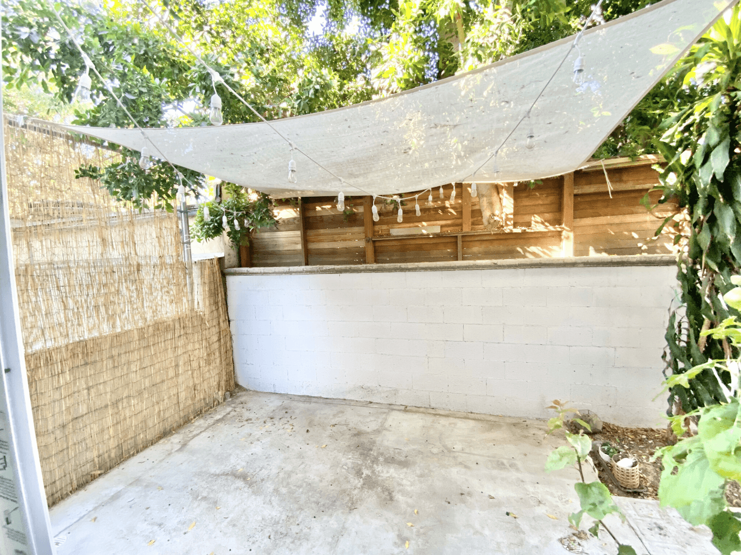 N Swall Apartments 17 of 19