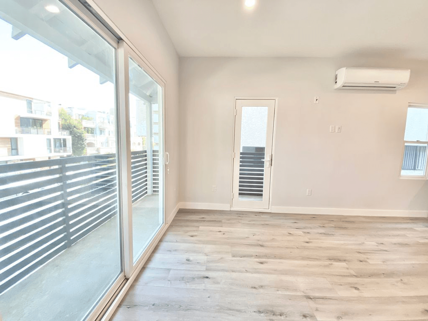 N Swall Apartments 9 of 15