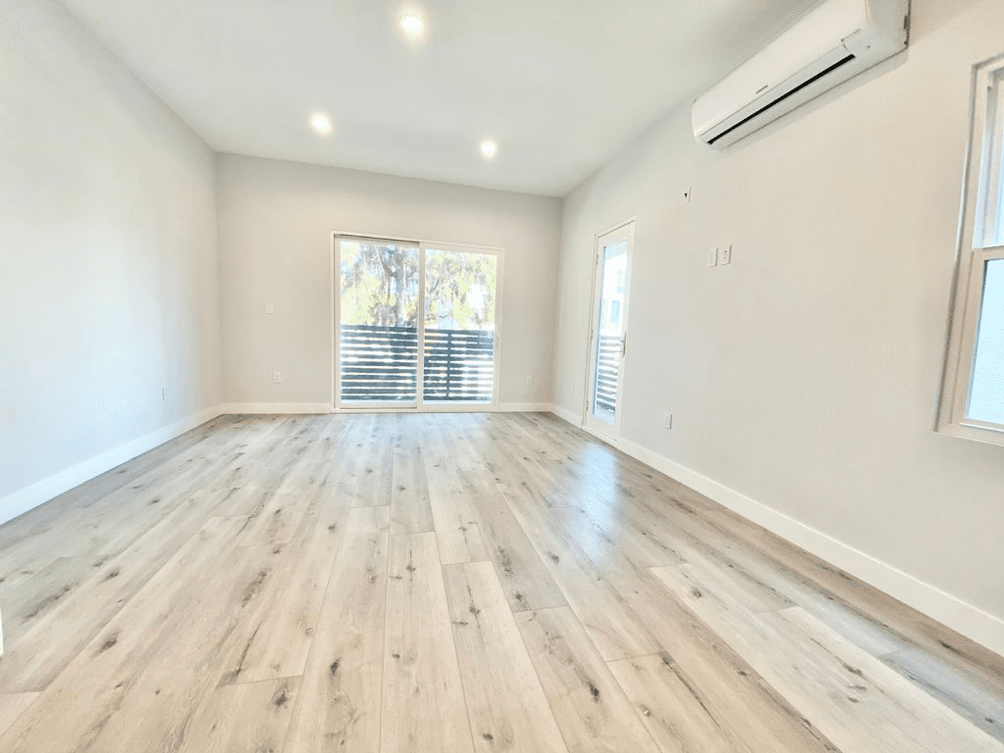 N Swall Apartments 7 of 15