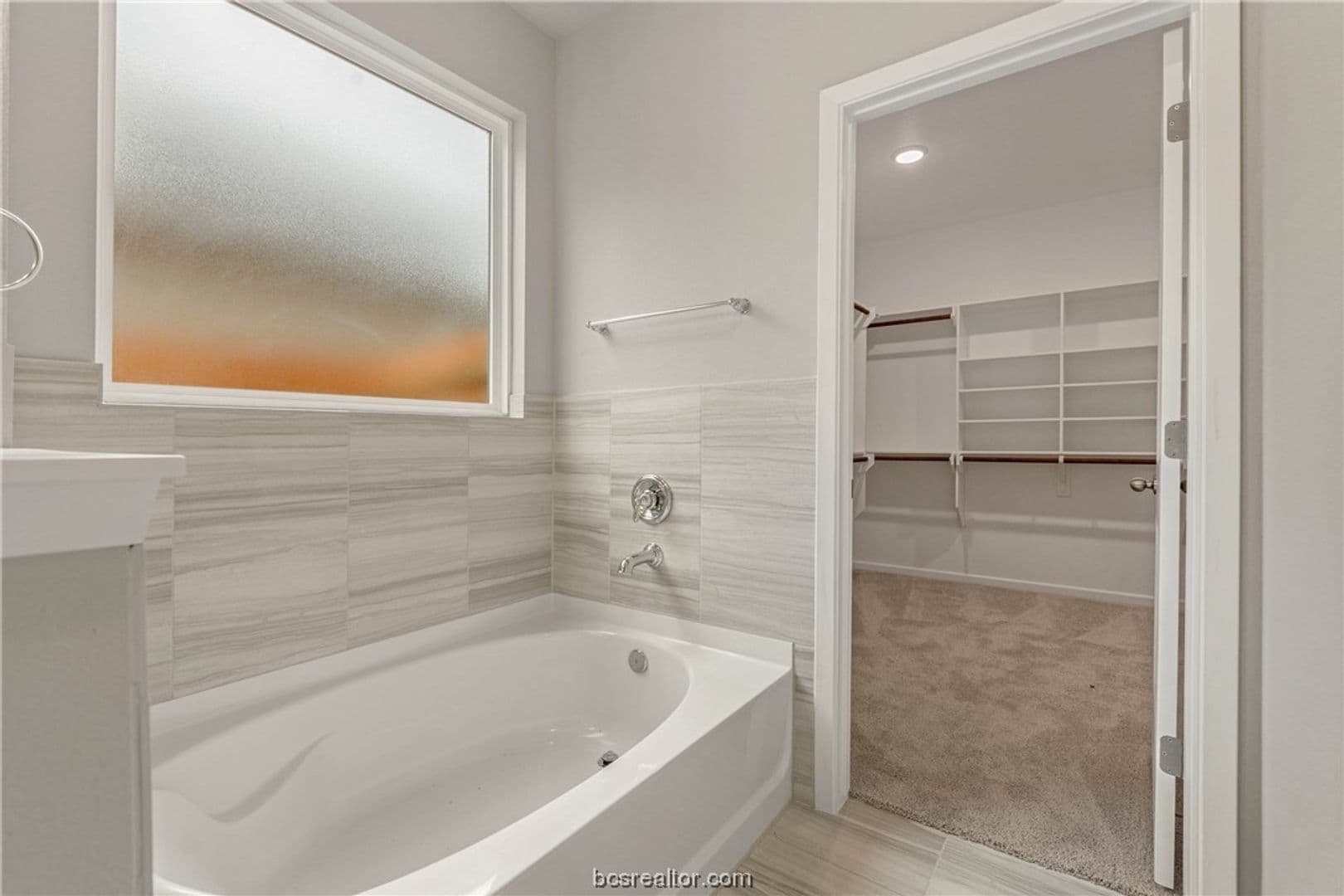 1964 Lili Cove 7 of 15